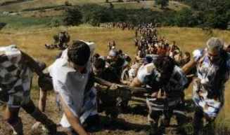 Foto del Folion año 2001 Subiendo a Castromao